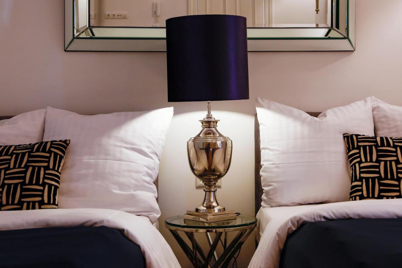 Sleephotels Alsterroom Hamburgo Exterior foto